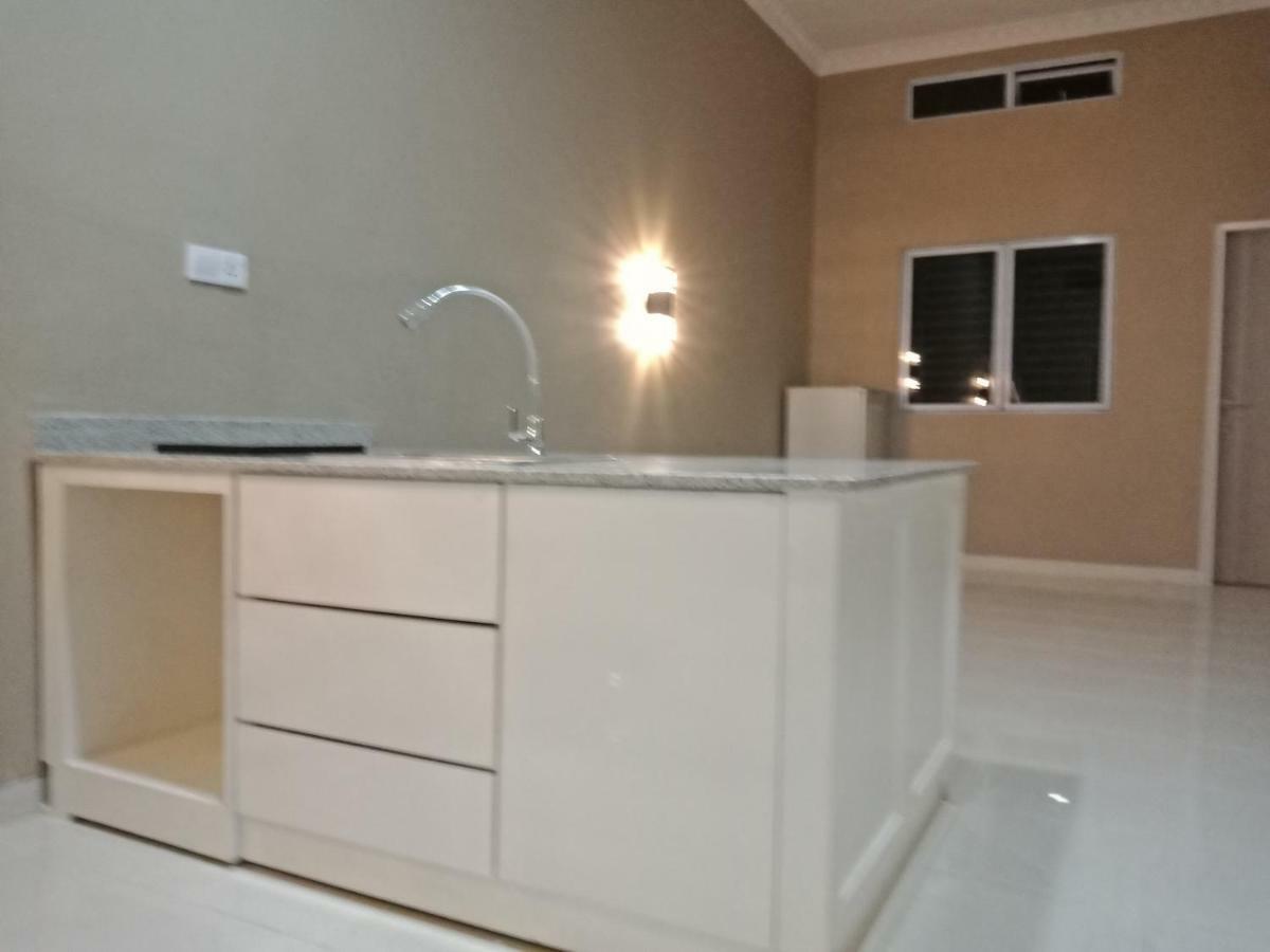 Отель Sleeprest @ Golden Prima Batam Экстерьер фото